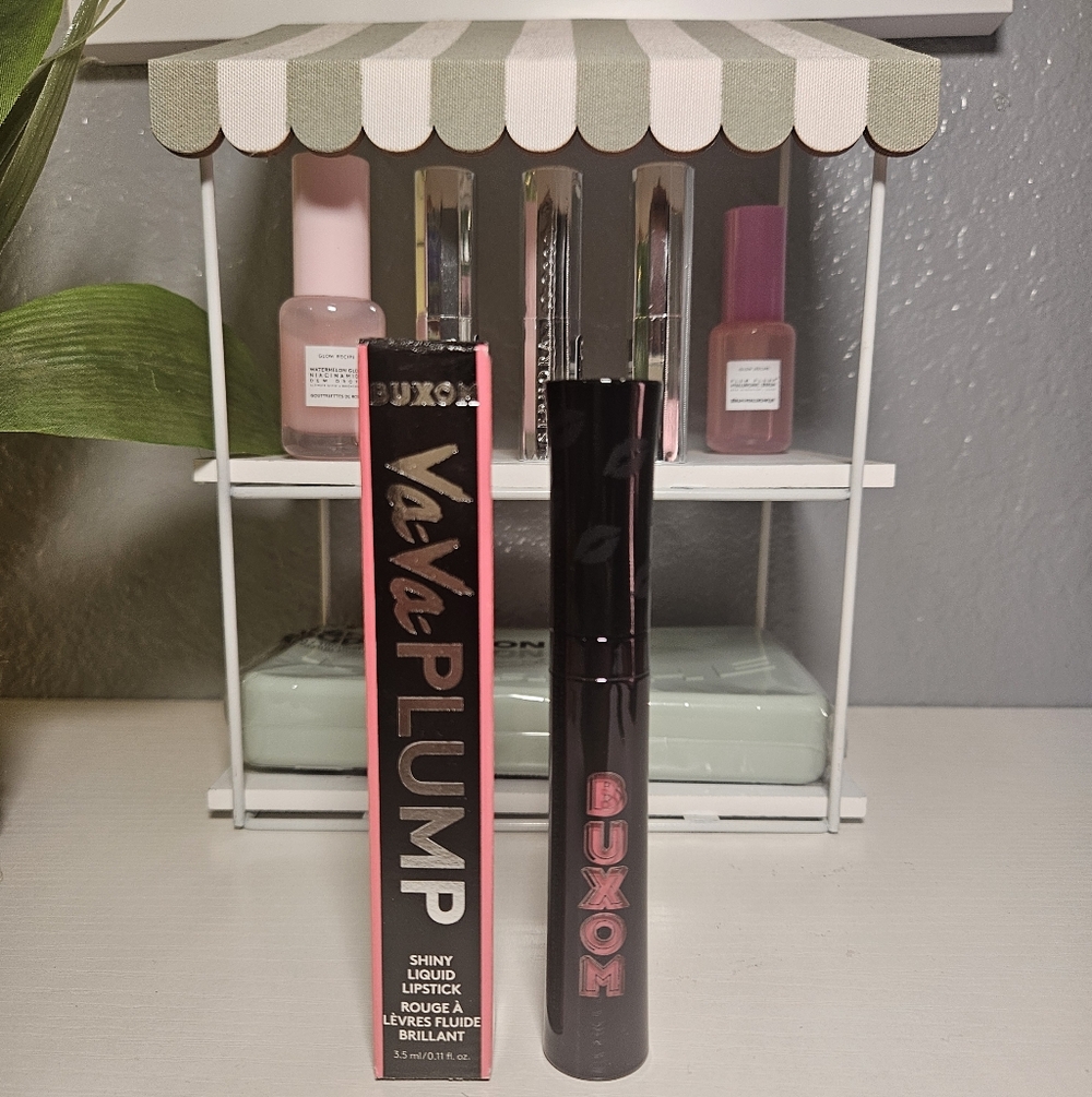 Buxom Va-Va-Plump Shiny Liquid Lipstick
